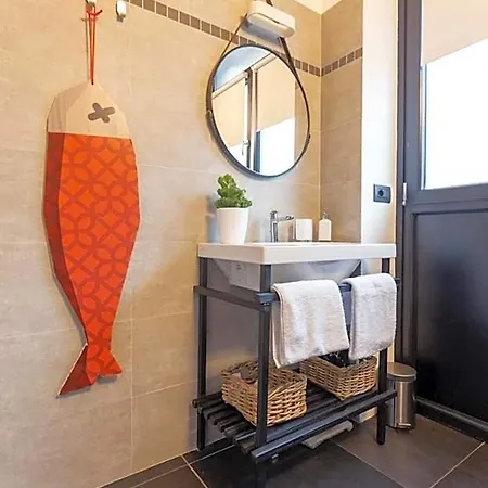Fashionhouse Bed & Breakfast 4*